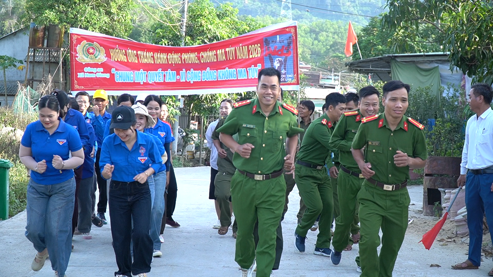 anh tin bai